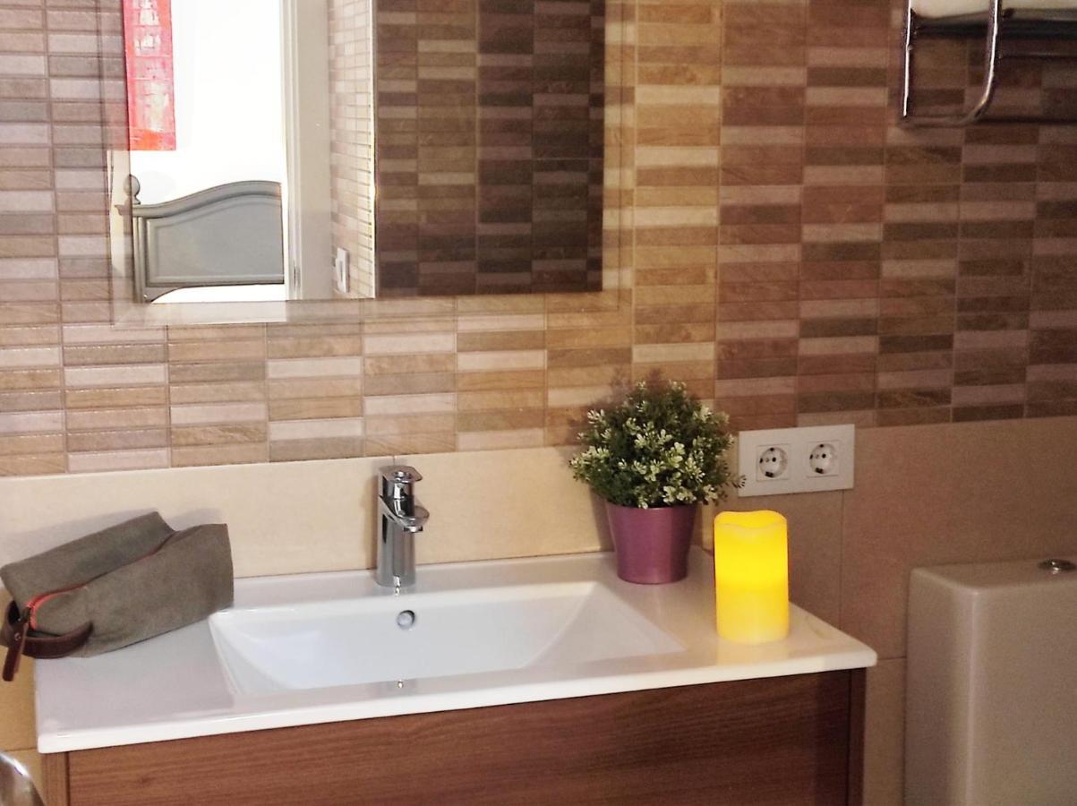 Real Maestranza Suite Seville Ngoại thất bức ảnh